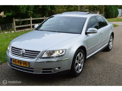 Volkswagen Phaeton 3.2 V6 5p. Schuifkanteldak / LUXEWAGEN