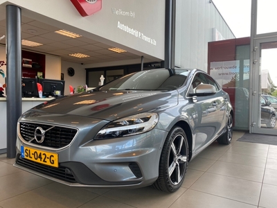 VOLVO V40 2.0 T4 Business Sport,R-Designe Extrieur,NL Auto,Panoramadak,Leder,Stoelverwarming,Navigatie Full Map,Achteruitrij Camera,Climate Control,Cruise Control,17 Inch Lichtmetalen Velgen