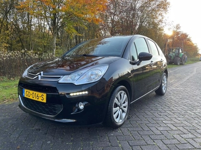 Citroën C3 1.0 PureTech Collection. Wordt geleverd met