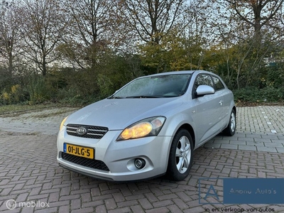 Kia pro_cee'd 1.4 Fifteen ISG