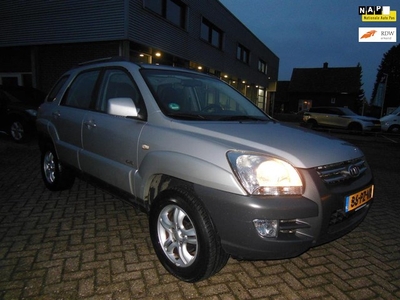 Kia Sportage 2.7 V6 Adventure 4WD / Airco 2005 € 3950,- zo