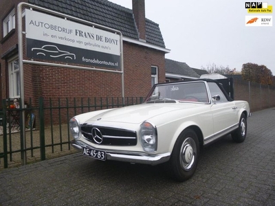 Mercedes-Benz 230 SL 1967 matching numbers body off