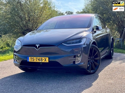 Tesla Model X 90D Base / Marge Auto / 22