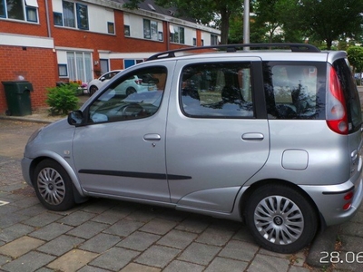 Toyota verso 1,5