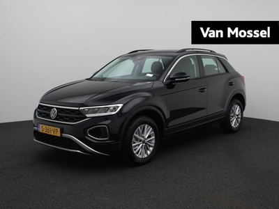 VOLKSWAGEN T-ROC 1.5 TSI Life | Navigatie | Airco | Parkeersensoren Voor/Achter | Cruise controle | Fabriek garantie tot 22-04-2027 |