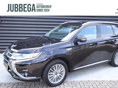 Mitsubishi Outlander 2.0 PHEV Prestige Opendak, adaptive cruise,