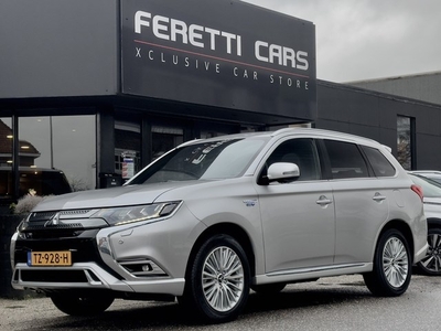 Mitsubishi Outlander 2.4 PHEV INSTYLE AUT PANODAK