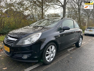 Opel Corsa 1.2-16V Essentia airco, nieuwe apk