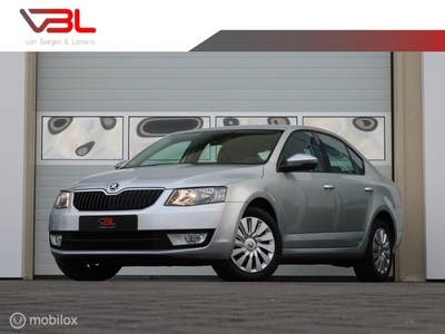 Skoda Octavia 1.6 TDI Greenline Businessline Navigatie