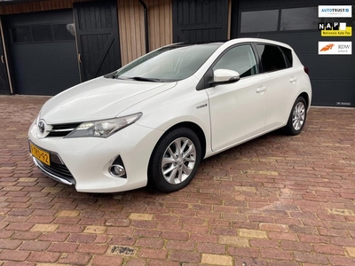 Toyota Auris 1.8 Hybrid Lease+,PANORAMA, NAVIGATIE ,CAMERA