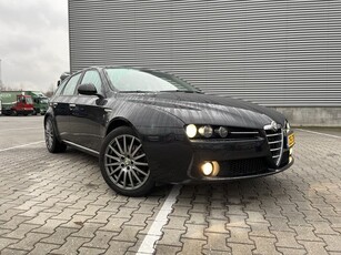 Alfa Romeo 159 Sportwagon 2.2 JTS Business / Tow Bar /