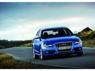 Audi A4 Avant S4 3.0 V6 TFSI Quattro Automaat - Youngtimer!