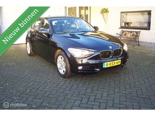 BMW 1-serie 118i Business+ Airco Cruise Nieuwe APK