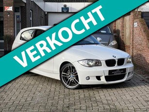 BMW 1-serie 120i M-pakket 2011 NAVI CLIMA LEDER LM NAP