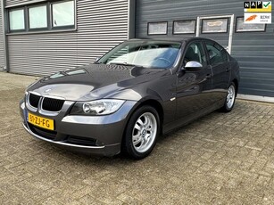 BMW 3-serie 318i - 1STE EIGENAAR - NWE APK - TREKHAAK -