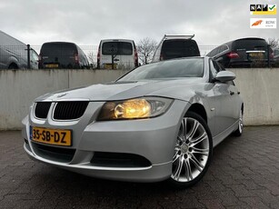 BMW 3-serie 318i Dynamic Executive/CLIMA/CRUISE/6