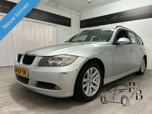 BMW 3-serie Touring 318d Executive