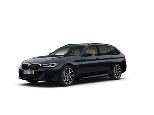 BMW 5 Serie Touring 530e xDrive M-Sport Panorma