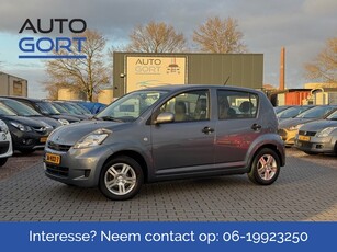 Daihatsu Sirion 2 1.0-12V Premium 5 Deurs Alu velgen