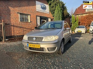 Fiat Punto 1.2 Dynamic Dualogic ( Nieuwe apk + Airco )