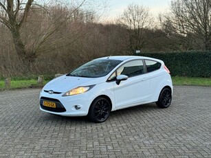 Ford Fiesta 1.25 Trend AIRCO I NWE APK I WEINIG KM I NETTE