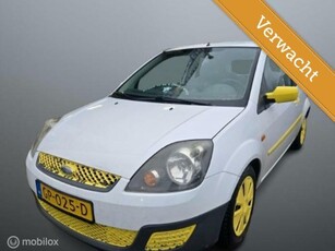 Ford Fiesta 1.4 TDCi APK 8-2025 Zeer zuinig leder..