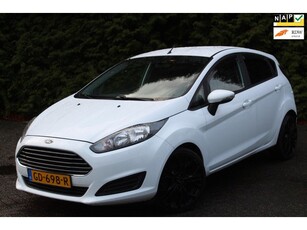 Ford Fiesta 1.5 TDCi Style Lease 95PK Airco LMV NAVI