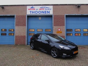 Ford FOCUS 1.0 First Edition5