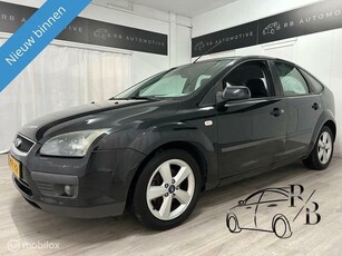 Ford Focus 1.6-16V First Edition