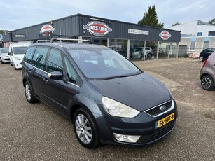 Ford Galaxy 2.0-16V