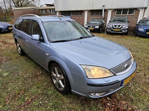 Ford Mondeo Wagon 2.0-16V Platinum Airco Trekhaak