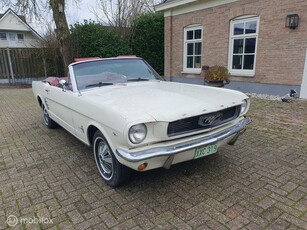 Ford mustang Cabriolet