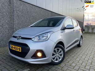 Hyundai I10 1.0i i-Motion Comfort/Nieuwe APK en beurt!