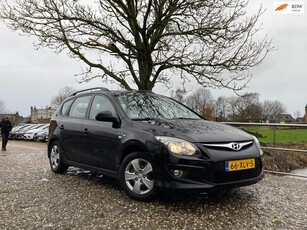 Hyundai I30 CW 1.6i i-Drive Cool Airco + ''196.000''KM Nu € 4.975,-!!!