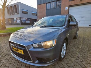 Mitsubishi Lancer Sportback 1.8 Invite