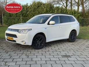 Mitsubishi Outlander 2.0 PHEV Instyle Hybrid Leder Dakje