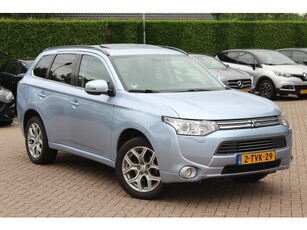 Mitsubishi Outlander 2.0 PHEV Instyle+ / Trekhaak /