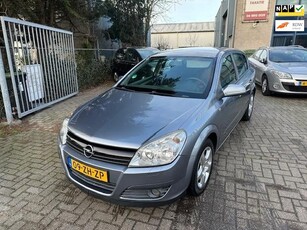 Opel Astra 1.8 Business, Automaat, Airco, Cruise Control