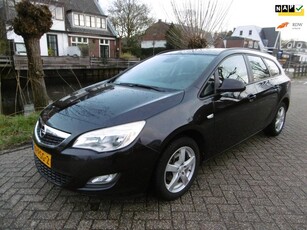 Opel Astra Sports Tourer 1.4 Turbo Edition 140pk Airco