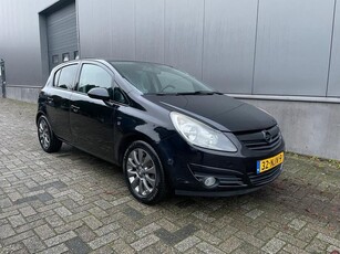 Opel Corsa 1.2-16V '111' Edition, 5 deurs, NAP, Airco