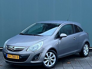 Opel Corsa BWJ 2012 1.2-16V 86PK Cosmo TREKHAAK AIRCO