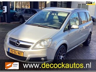 Opel Zafira 2.2 Cosmo/AUTOMAAT