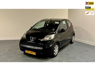 Peugeot 107 1.0-12V XS NL-AUTO ELEKTR. RAMEN 12 MND.