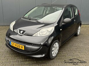 Peugeot 107 1.0-12V XS Urban Move / RADIO /