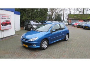 Peugeot 206 1.4 Forever