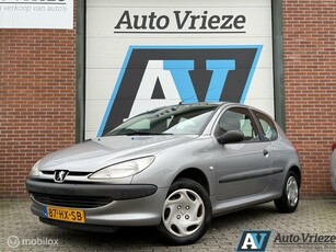 Peugeot 206 1.4 XR, Nieuw APK, Trekhaak, Nwe koppeling