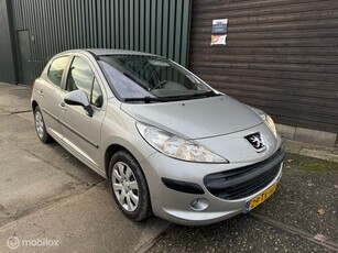 Peugeot 207 1.4-16V XT 64DKM NAPAIRCONETJES