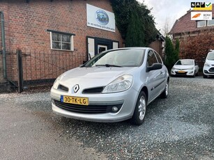 Renault Clio 1.2-16V Expression ( Airco + Nieuwe apk )