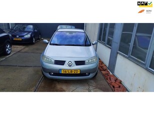 Renault Mégane 1.4-16V Dynamique Luxe