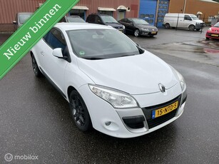 Renault Megane Coupé 1.6 Parisienne